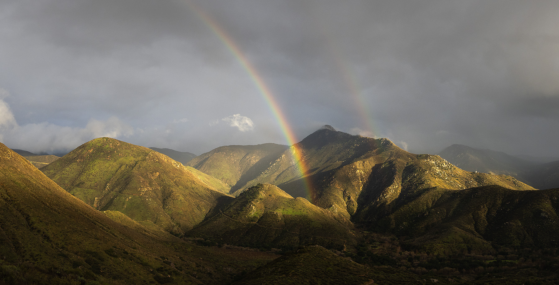 Cedar-Rainbow-Mountains-3